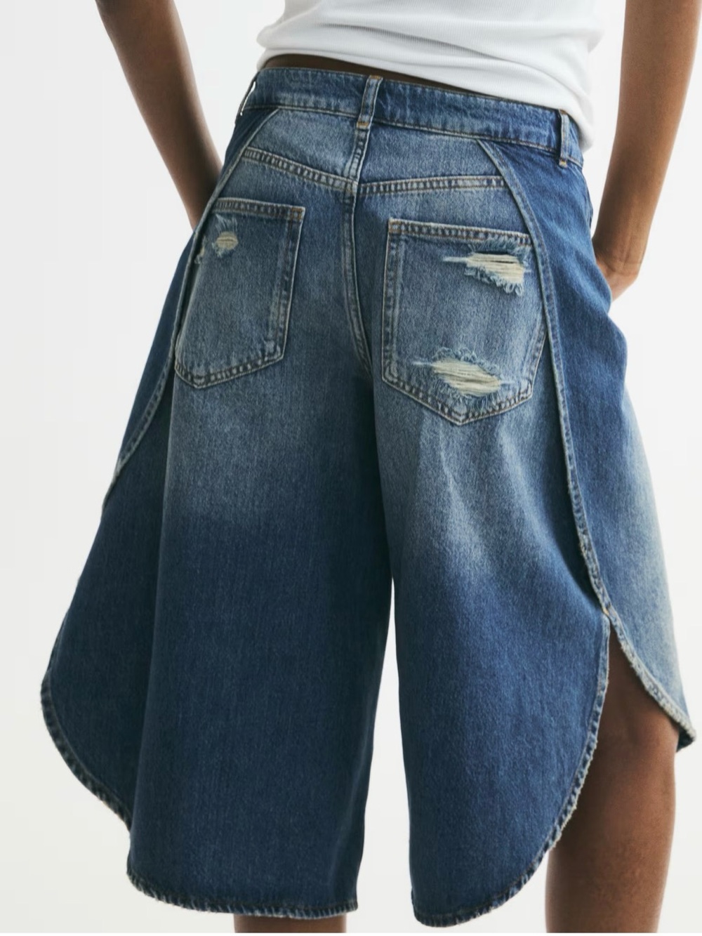🔥 SOLD OUT H&M Wrap Detail Bermuda Denim Shorts NWT